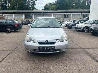 Suzuki Liana
