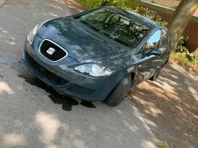 Gebraucht Seat Leon 105 PS (77 kW) 2009 Grau Kleinwagen