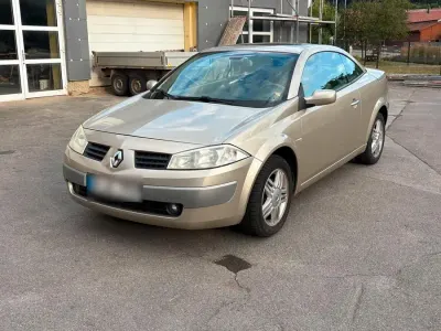 Gebraucht Renault Mégane Cabriolet 112 PS (82 kW) 2004 Gold Cabrio