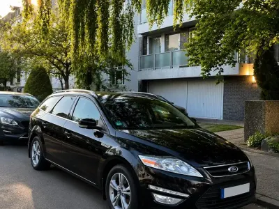 Gebraucht Ford Mondeo Titanium 140 PS (102 kW) 2012 Schwarz Kombi