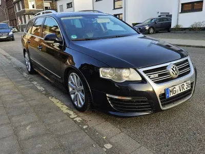 Gebraucht VW Passat R 300 PS (220 kW) 2008 Schwarz Kombi
