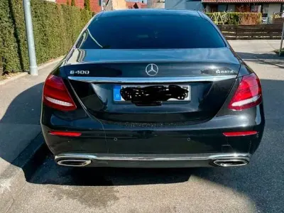 Gebraucht Mercedes E400 Avantgarde 333 PS (244 kW) 2017 Schwarz Limousine