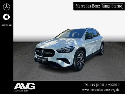 Używany Mercedes GLA220 Progressive 190 KM (139 kW) 2025 Biały SUV
