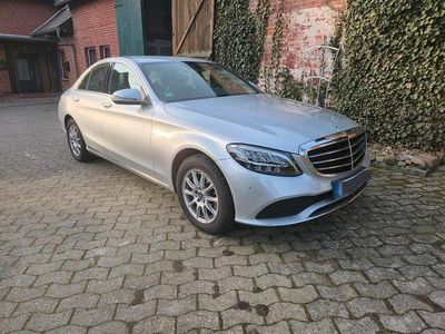 Gebraucht Mercedes C180 156 PS (114 kW) 2018 Silber Limousine