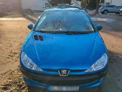 Gebraucht Peugeot 206 CC 110 PS (80 kW) 2002 Blau Cabrio