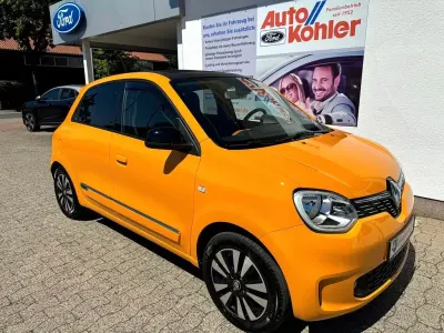 Gebraucht Renault Twingo Techno 60 kW (82 PS) 2022 Gelb Kleinwagen