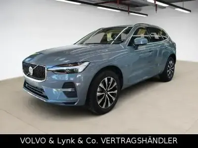 Gebraucht Volvo XC60 Core 197 PS (144 kW) 2023 Grau SUV