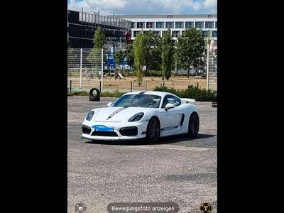 Porsche Cayman GT4