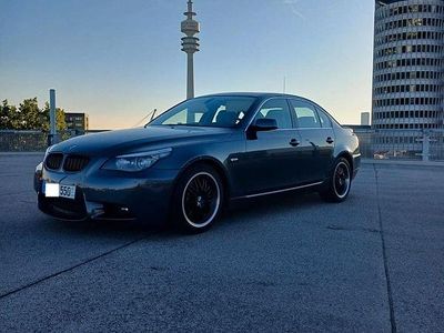Gebraucht BMW 550 Sport Line 367 PS (269 kW) 2007 Grau Limousine