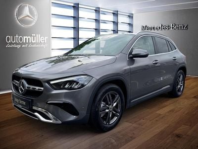Mercedes GLA220