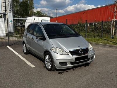 Usata Mercedes A150 95 CV (69 kW) 2007 Argento Utilitaria