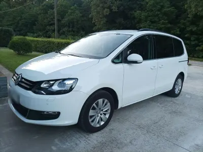 Gebraucht VW Sharan 184 PS (135 kW) 2017 Weiß Van / Kleinbus