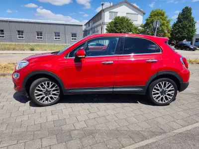 Gebraucht Fiat 500X Lounge 140 PS (102 kW) 2017 Colore esterno (pearl red) SUV