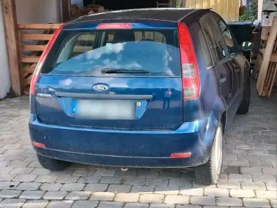 Gebraucht Ford Fiesta 69 PS (50 kW) 2005 Blau Kleinwagen