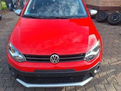 Gebraucht VW Polo Comfortline 90 PS (66 kW) 2013 Rot Kleinwagen