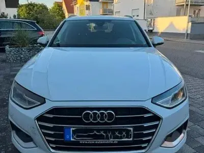 Używany Audi A4 Advanced 163 KM (119 kW) 2020 Biały Kombi