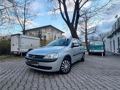 Gebraucht Opel Corsa 75 PS (55 kW) 2002 Silber Kleinwagen