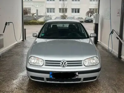 Gebraucht VW Golf IV 75 PS (55 kW) 2000 Silber Kleinwagen