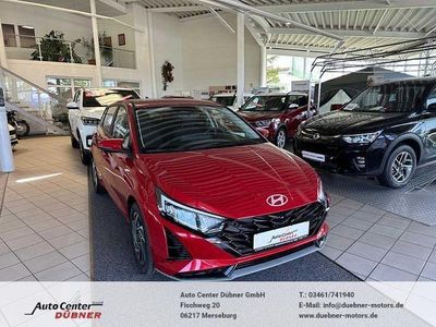 Gebraucht Hyundai i20 101 PS (74 kW) 2024 Rot Limousine