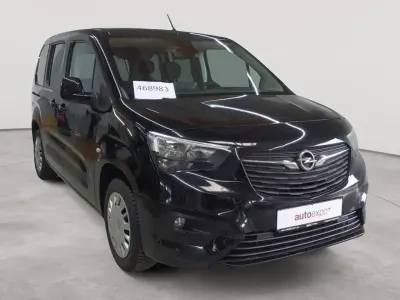 Gebraucht Opel Combo Life Elegance 131 PS (96 kW) 2023 Diamant schwarz Van / Kleinbus