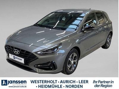 Gebraucht Hyundai i30 Intro Edition 110 PS (80 kW) 2020 Grau Limousine