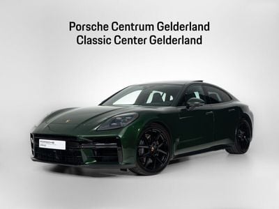 Porsche Panamera 4