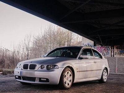 Gebraucht BMW 316 116 PS (85 kW) 2002 Silber Coupé