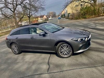 Second-hand Mercedes CLA250e Shooting Brake Progressive 218 CP (160 kW) 2023 Bej Break