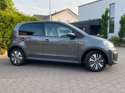 Gebraucht VW e-up! Style 61 kW (83 PS) 2022 Grau Kleinwagen