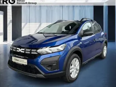 Second-hand Dacia Sandero Essentiel 101 CP (74 kW) 2024 Albastru Berlinǎ