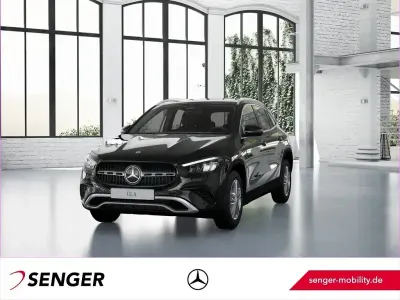 Gebraucht Mercedes GLA200 Advanced 163 PS (119 kW) 2024 Schwarz SUV