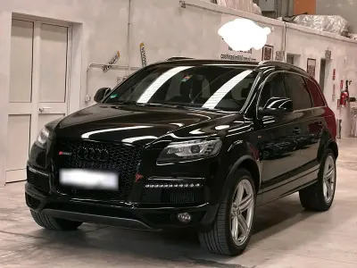 Używany Audi Q7 S-line plus 239 KM (175 kW) 2011 Czarny SUV