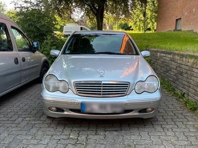 Mercedes C220
