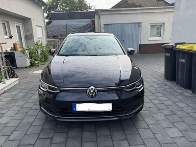 Gebraucht VW Golf VII Active 150 PS (110 kW) 2021 Schwarz Kleinwagen