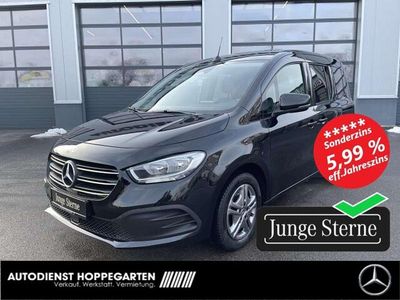 Gebraucht Mercedes T160 Style 95 PS (69 kW) 2022 Loparitschwarz metallic Van / Kleinbus