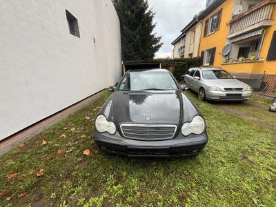 Mercedes C180