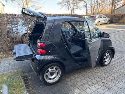 Gebraucht Smart ForTwo Coupé 61 PS (44 kW) 2011 Schwarz Coupé