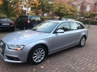 Silber Gebraucht 2015 Audi A4 Attraction Kombi | 7.699 € (Teuer)