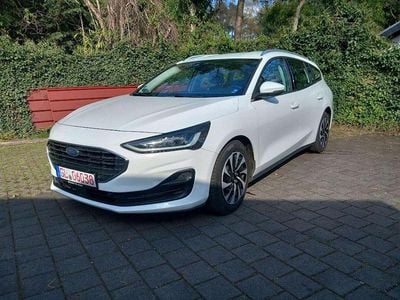 Gebraucht Ford Focus Style 125 PS (91 kW) 2022 Frostweiß Kombi