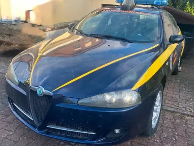Gebraucht Alfa Romeo 147 120 PS (88 kW) 2006 Blau Kleinwagen