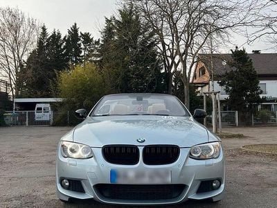 Gebraucht BMW 330 Cabriolet M Sport 245 PS (180 kW) 2011 Blau Cabrio