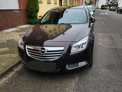Second-hand Opel Insignia 250 CP (183 kW) 2012 Maro Break