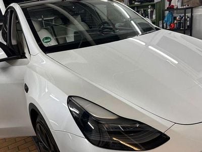 Gebraucht Tesla Model Y Performance 392 kW (534 PS) 2023 Weiß SUV