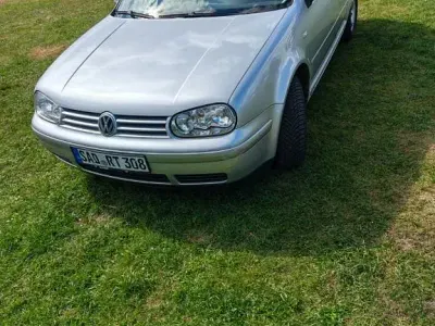 Używany VW Golf IV Pacific 75 KM (55 kW) 2003 Srebrny Sedan/Limuzyna