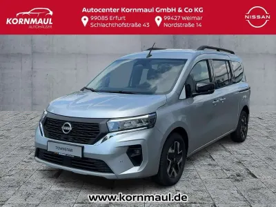 Neu Nissan Townstar Tekna 131 PS (96 kW) 2026 Silber Kombi