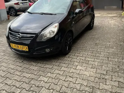 Używany Opel Corsa 80 KM (58 kW) 2010 Czarny Hatchback