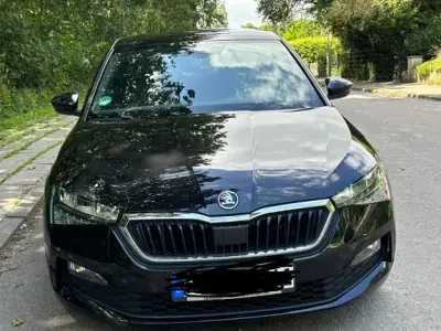 Gebraucht Skoda Scala Ambition 150 PS (110 kW) 2019 Schwarz Kleinwagen