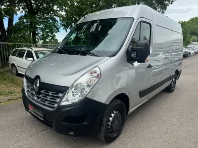 Używany Renault Master 131 KM (96 kW) 2019 Srebrny Minivan