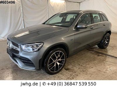Gebraucht Mercedes GLC300e AMG line 306 PS (225 kW) 2021 Selenitgrau SUV