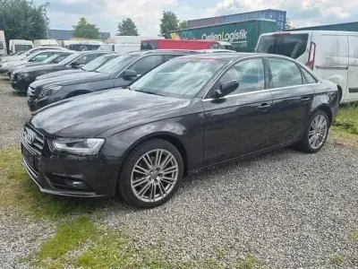 Gebraucht Audi A4 Attraction 180 PS (132 kW) 2013 Lavagrau (metallic) Limousine